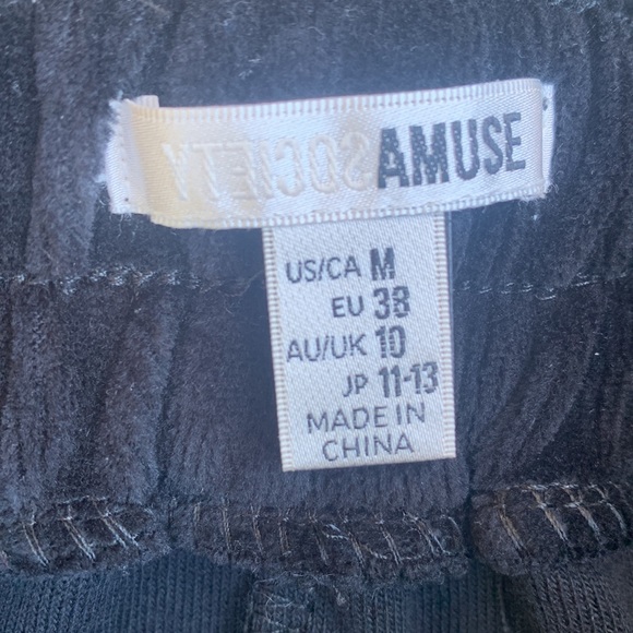 NWT Amuse Society Farrah Velour Jogger Knit Shorts - Picture 5 of 7